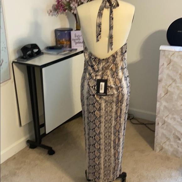 Dress - Picture 2 of 4